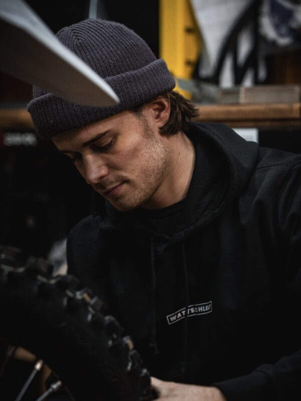 PREMIUM HOODIE "WATTSCHLEIFT"